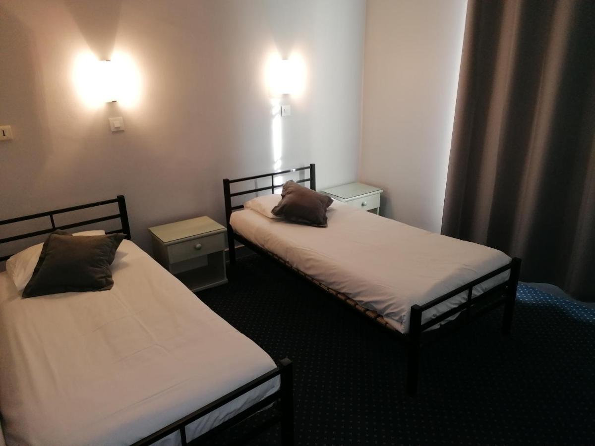 Logis Saint Jacques 2*